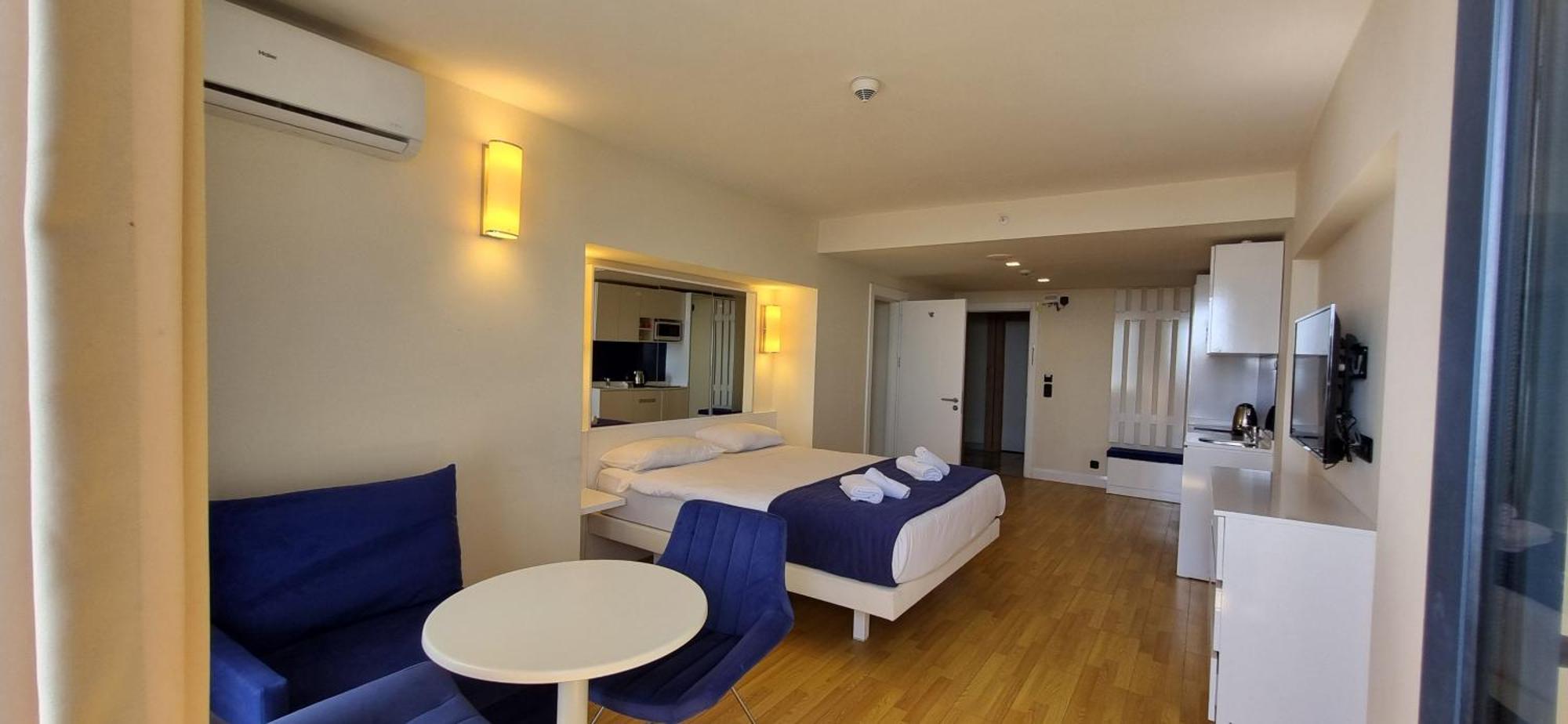 Sea View Apartments In Orbi City Batumi Kültér fotó