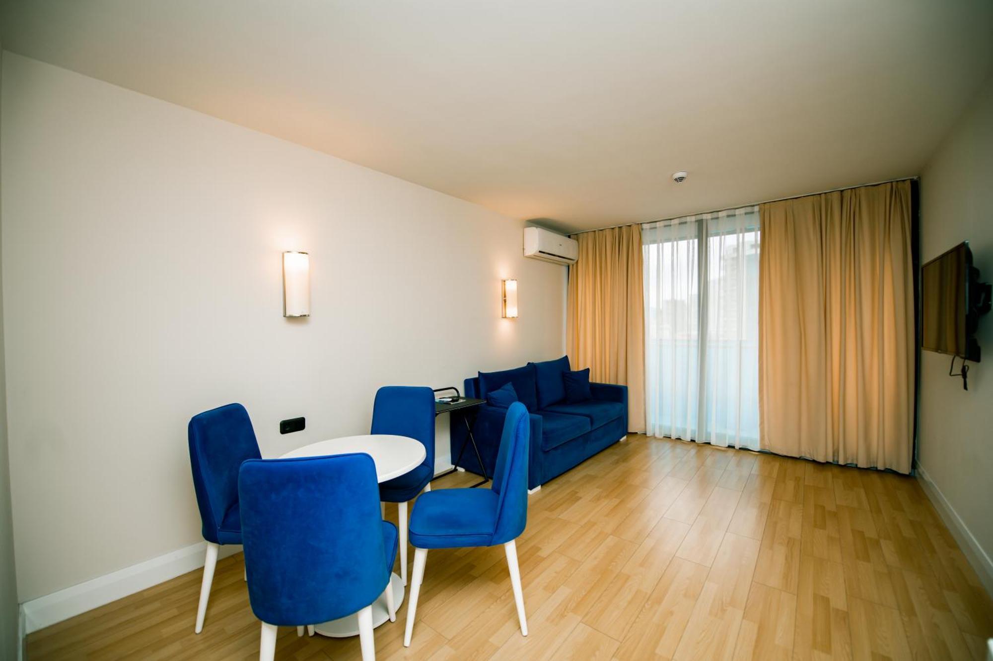 Sea View Apartments In Orbi City Batumi Kültér fotó